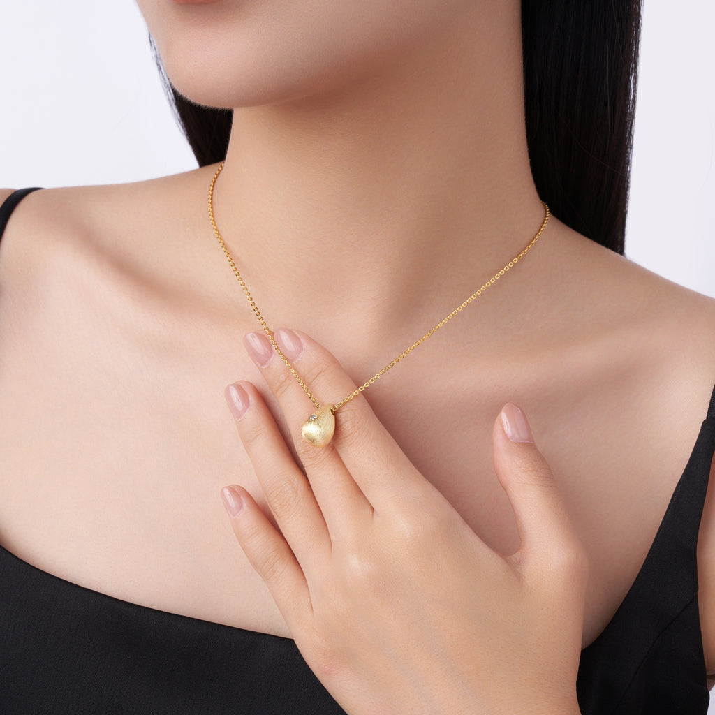 Dreamy Water Drop Moissanite Necklace Gold