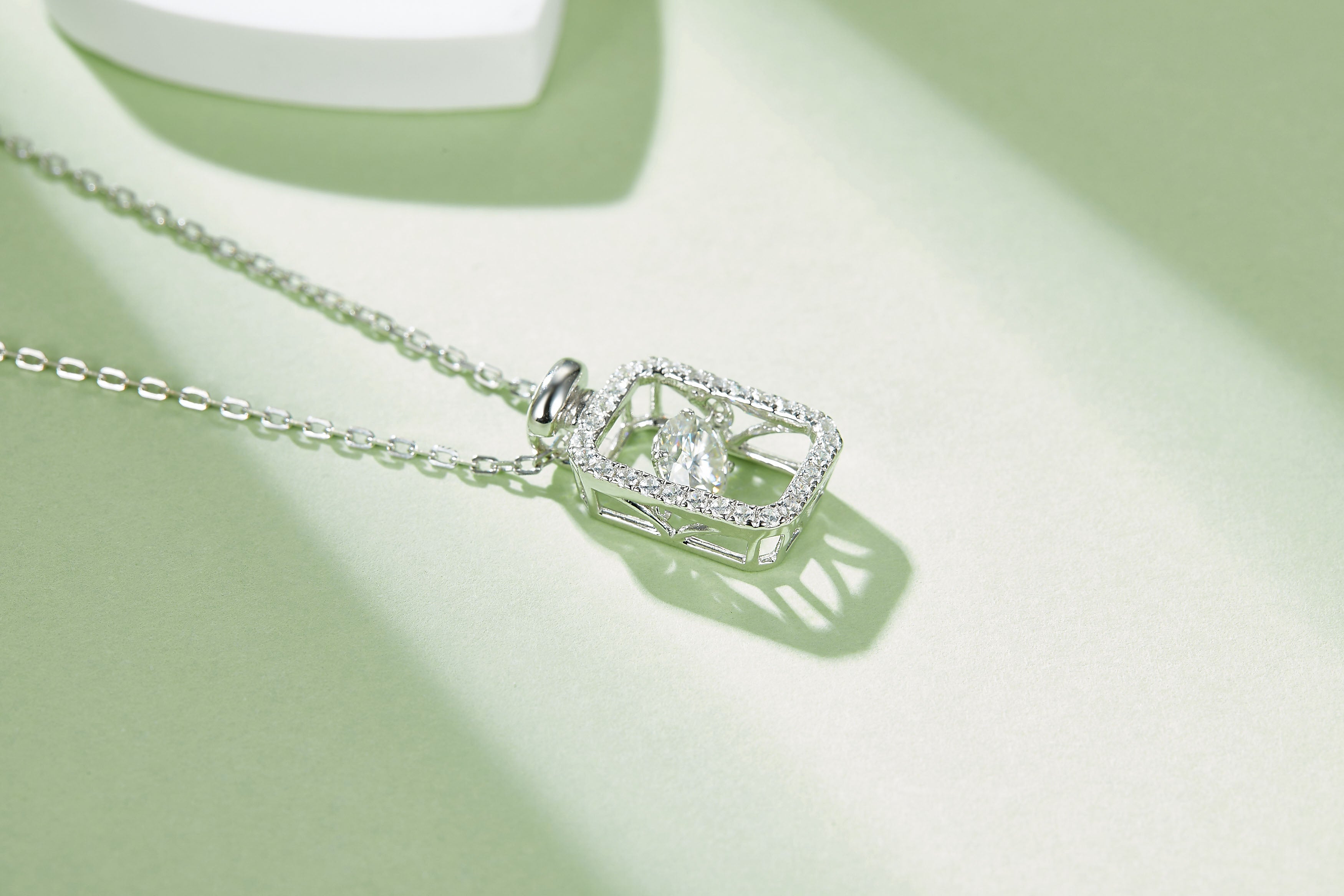 Pale Virtue Moissanite Necklace - 0.5ct Silver