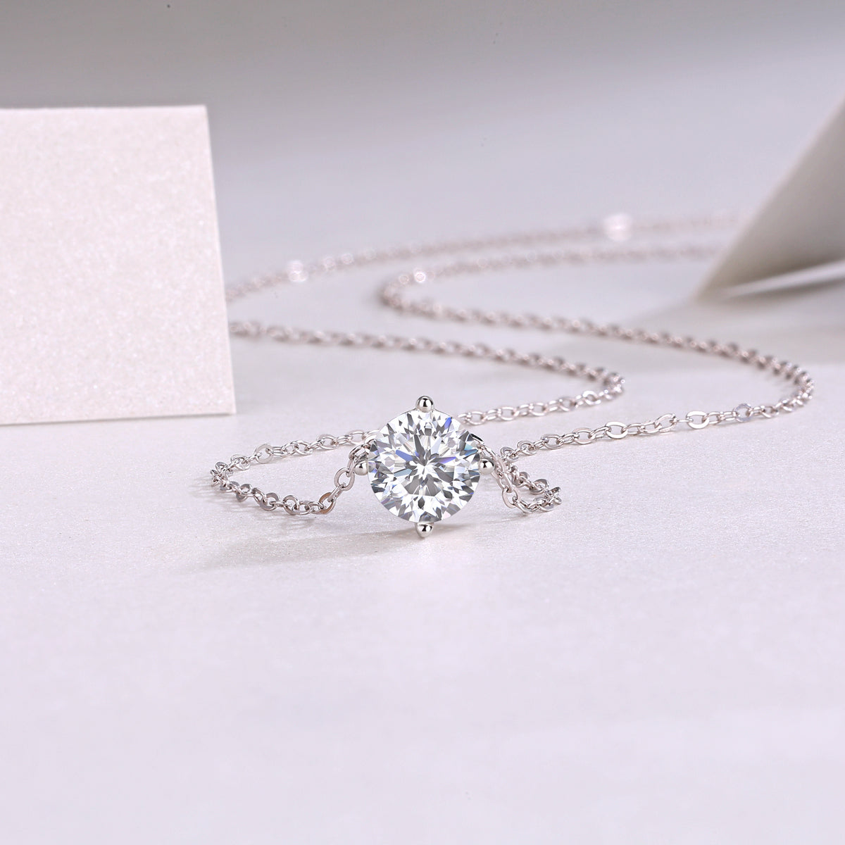 Sargas Moissanite Necklace 1 Carat S925 Silver