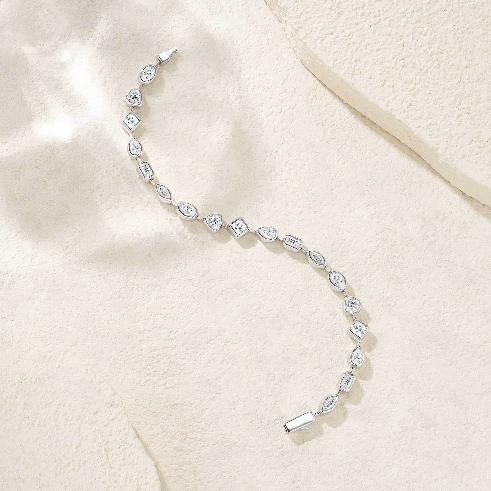 Linen Whisper Moissanite Bracelet