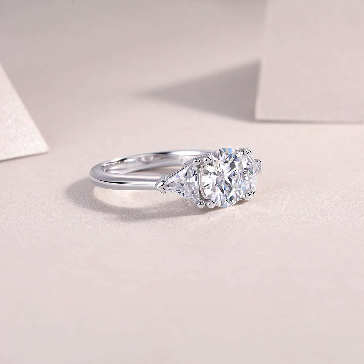 Sky Gradient Ring - Moissanite 2ct Silver