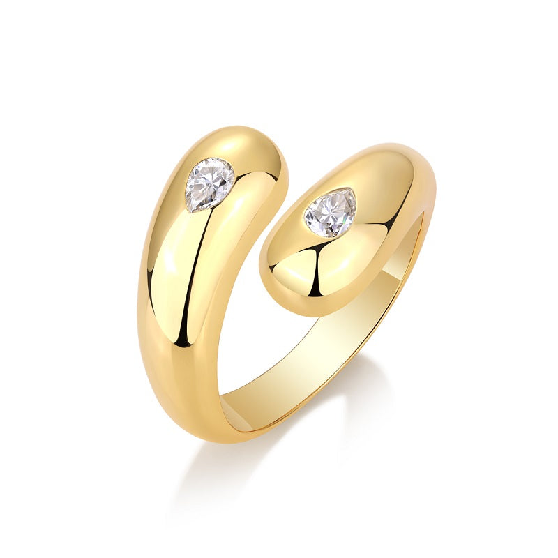 Zenith Arc Ring Moissanite Pear Gold