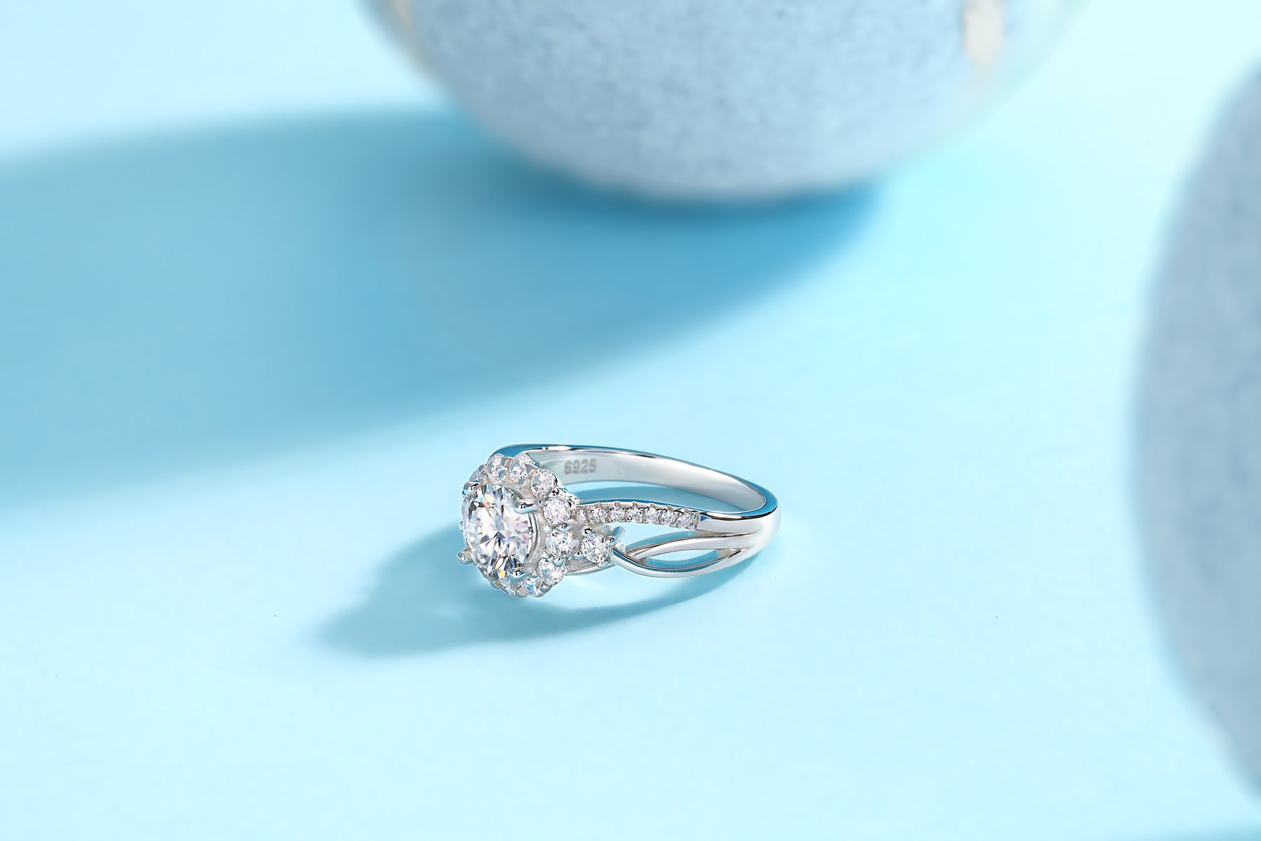 Snow Lotus Moissanite Ring 2 Carat Silver