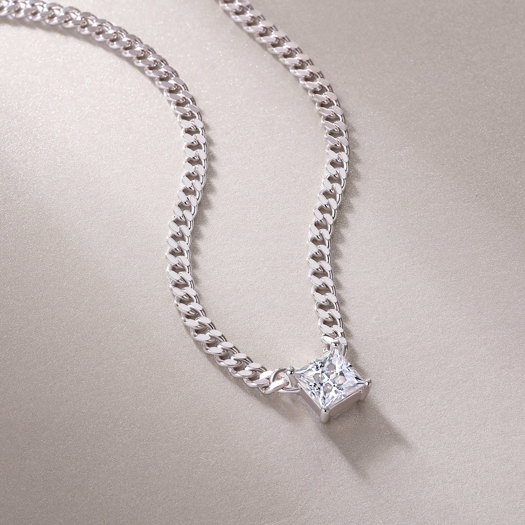 Oracle's Vision Moissanite Necklace - Silver 40cm