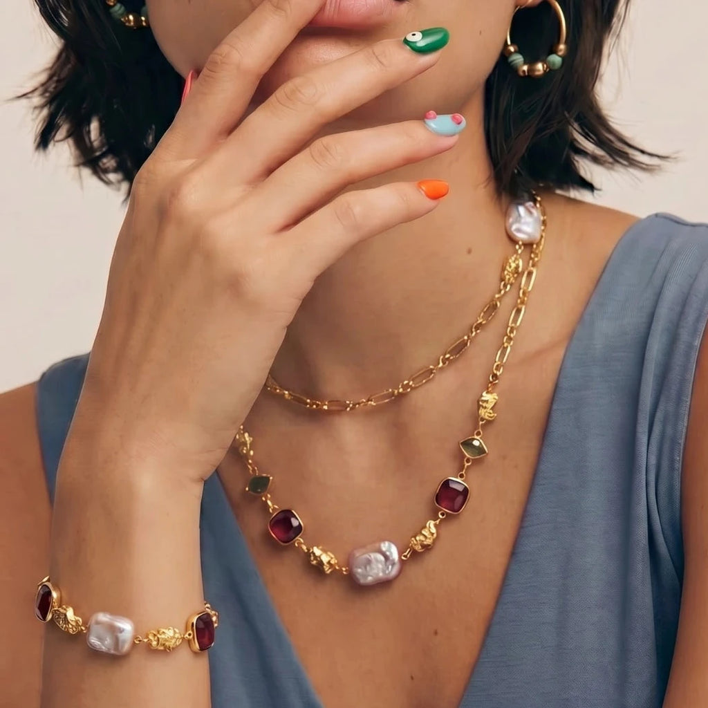 Baroque Dreams Necklace