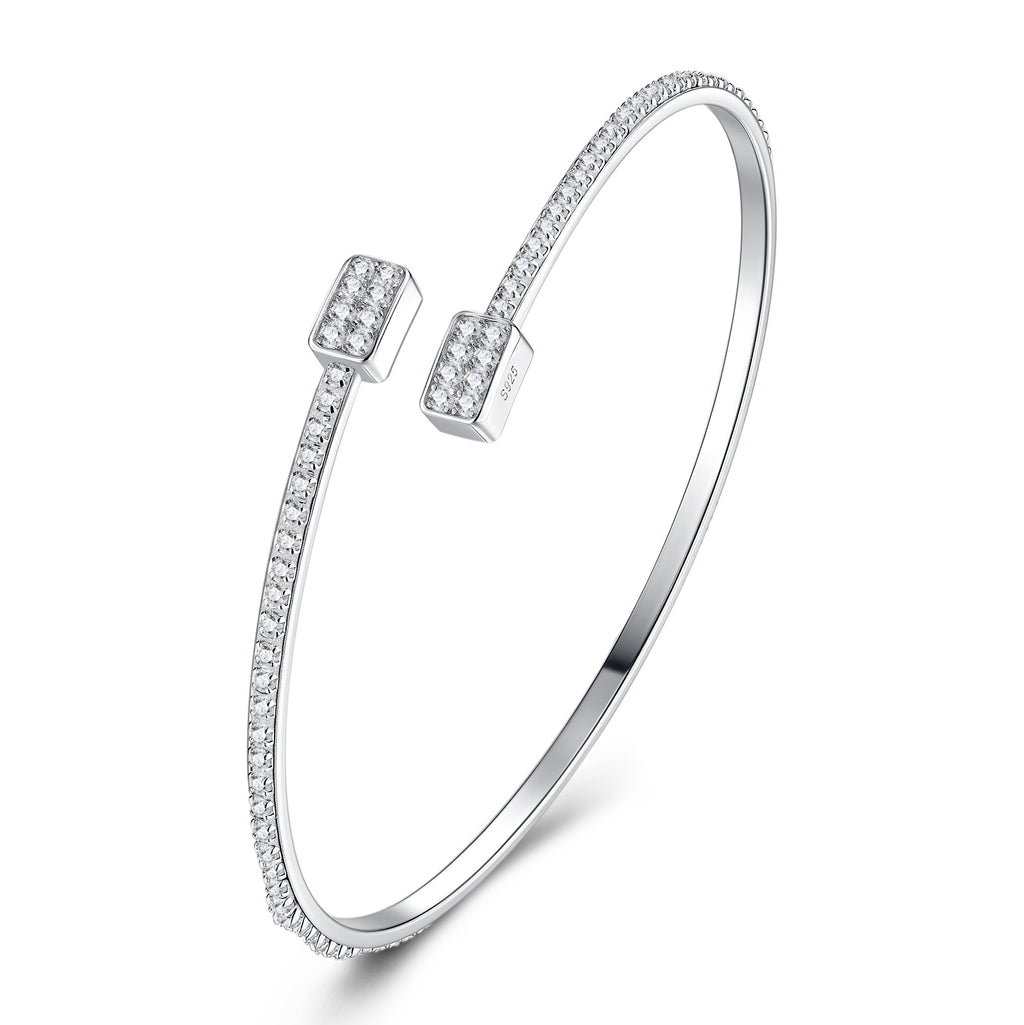 Fluid Curve Cuff Moissanite Silver