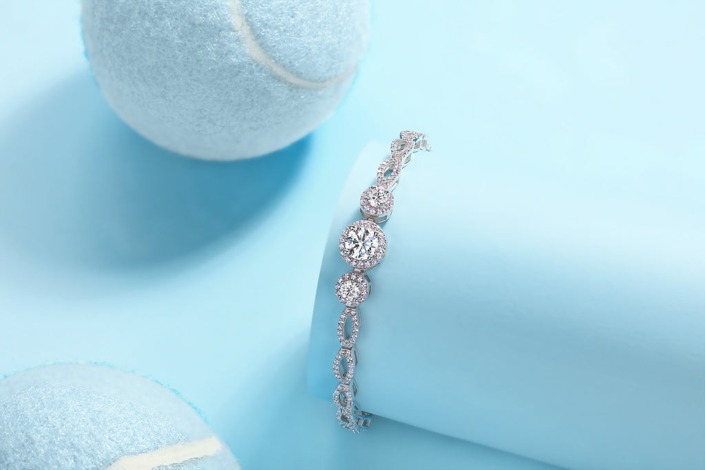 Betelgeuse Moissanite Bracelet - Platinum S925