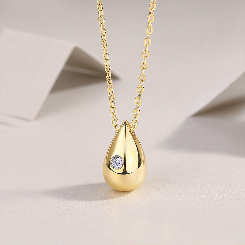 Dreamy Water Drop Moissanite Necklace Gold