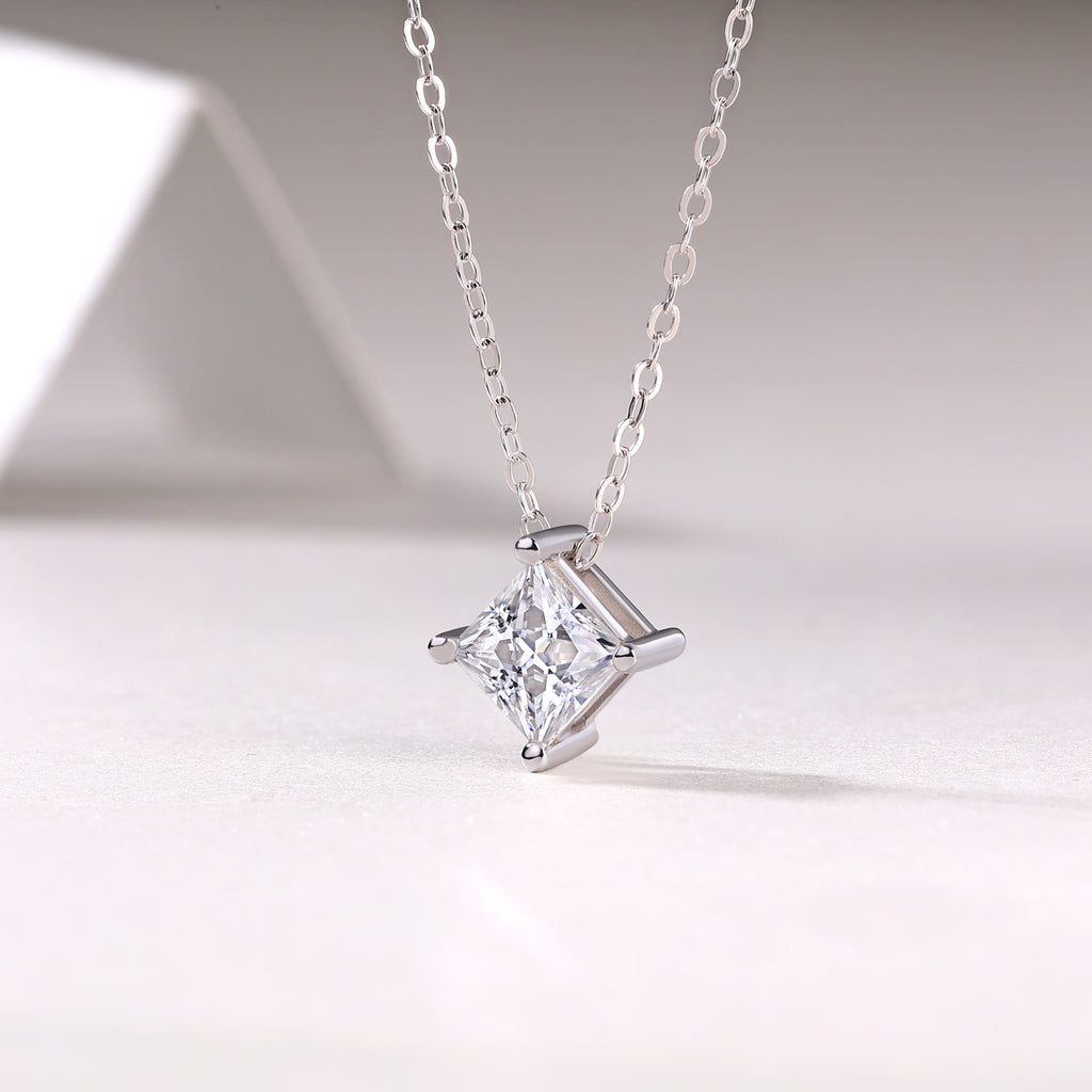 Rhombus Mirage Moissanite Necklace - S925 Silver