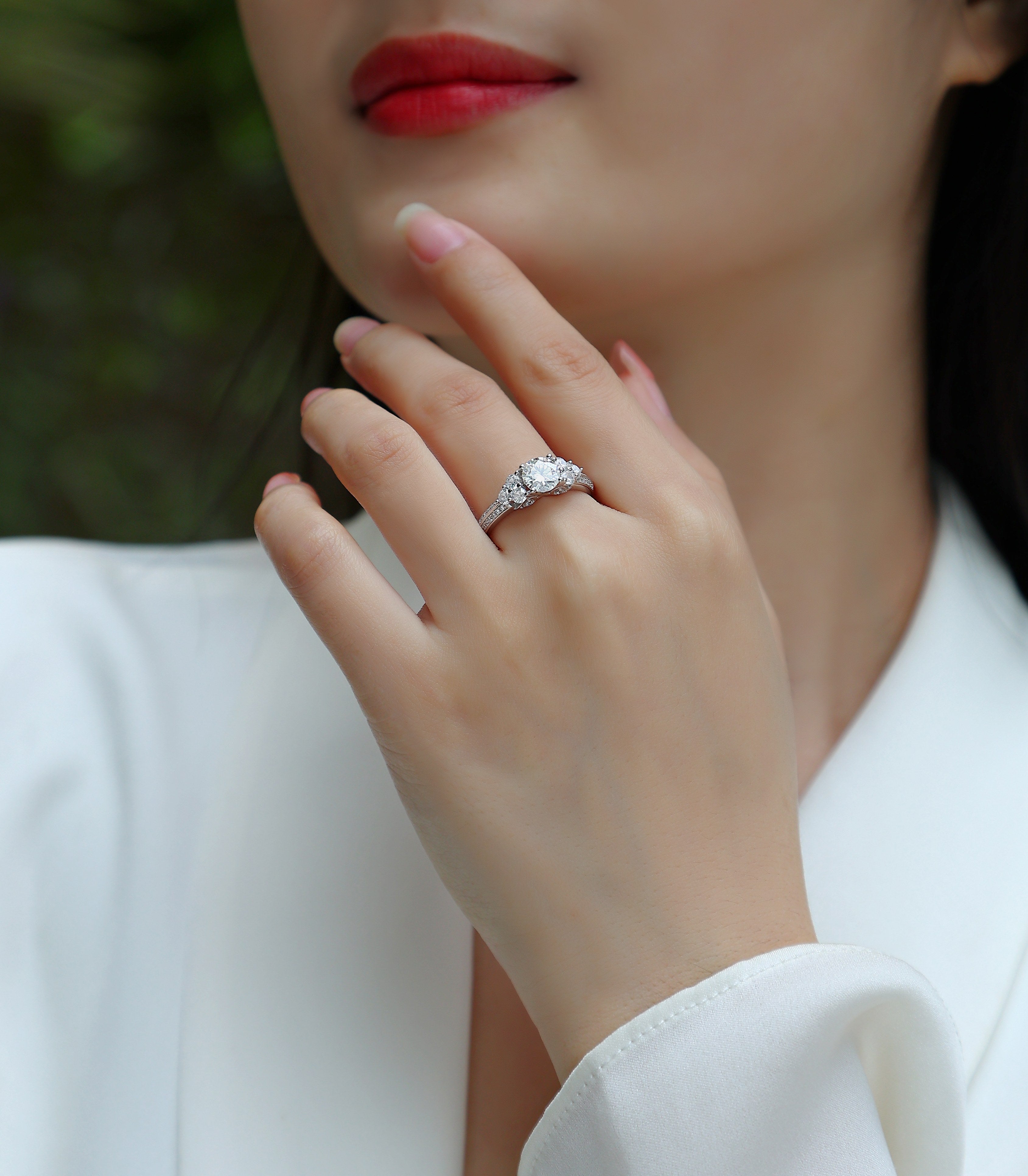 Coral Dream Moissanite Ring 1 Carat Silver
