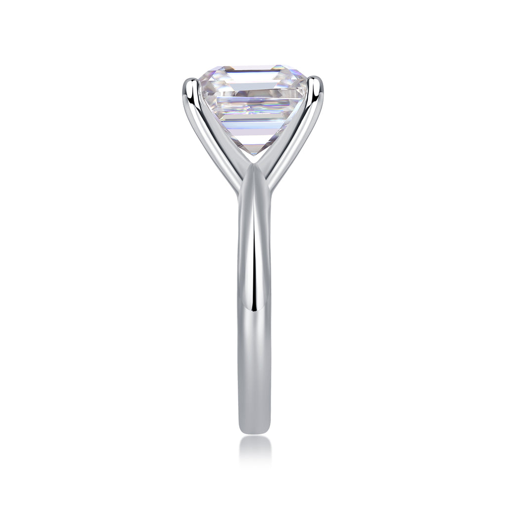 Antares Moissanite Fire Ring - Silver Square 10mm