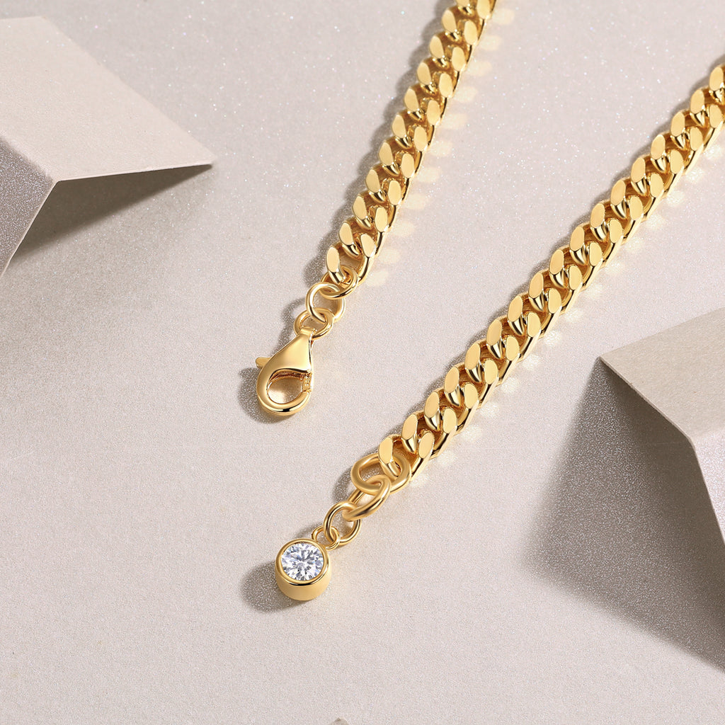 Sunlit Void Moissanite Bracelet Gold