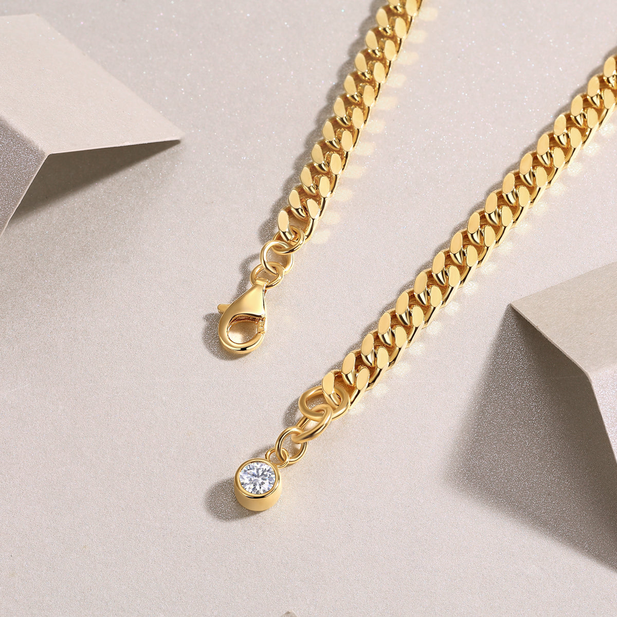 Sunlit Void Moissanite Bracelet Gold