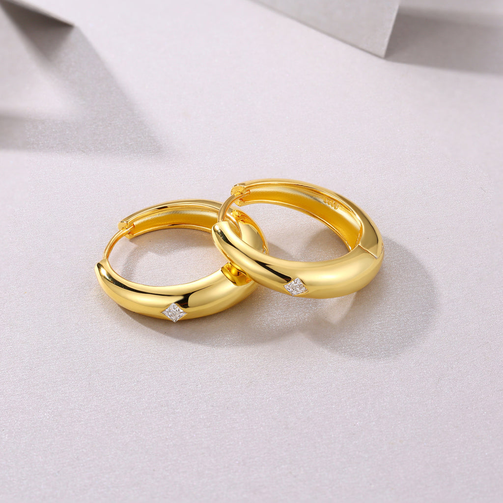 Pure Glimmer Cascade Moissanite Earrings Gold