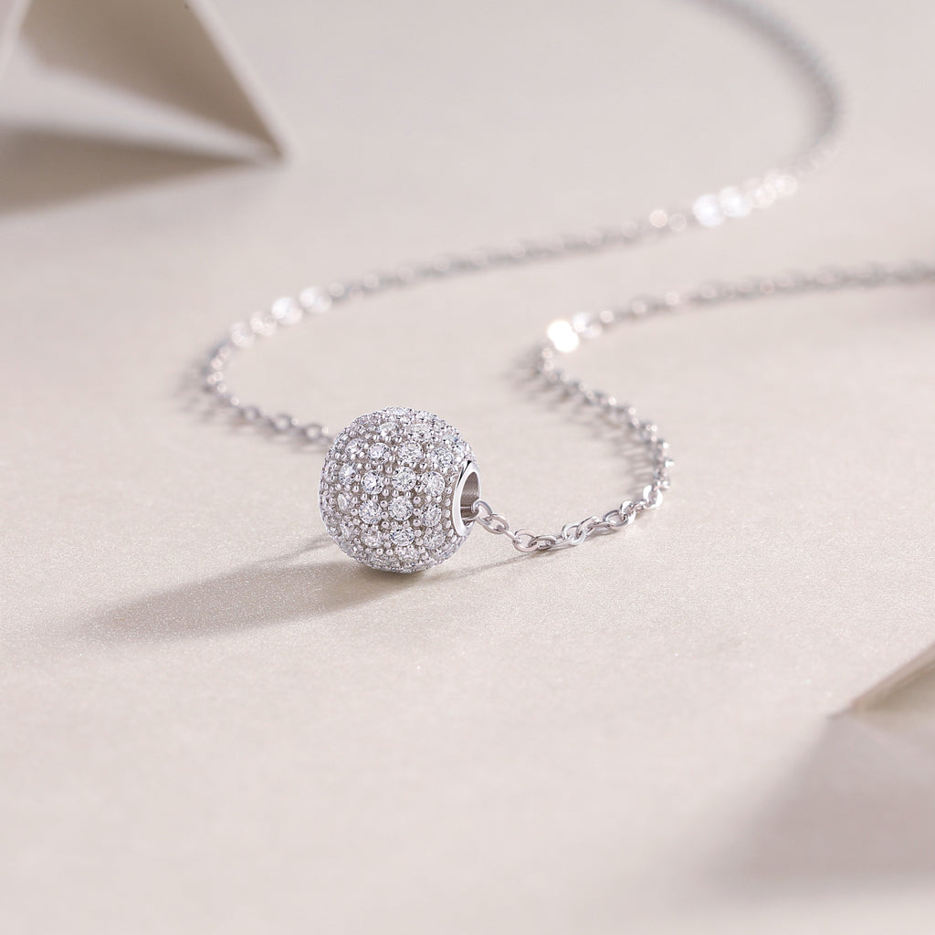 Mystic Moon Necklace - Moissanite Silver 40cm