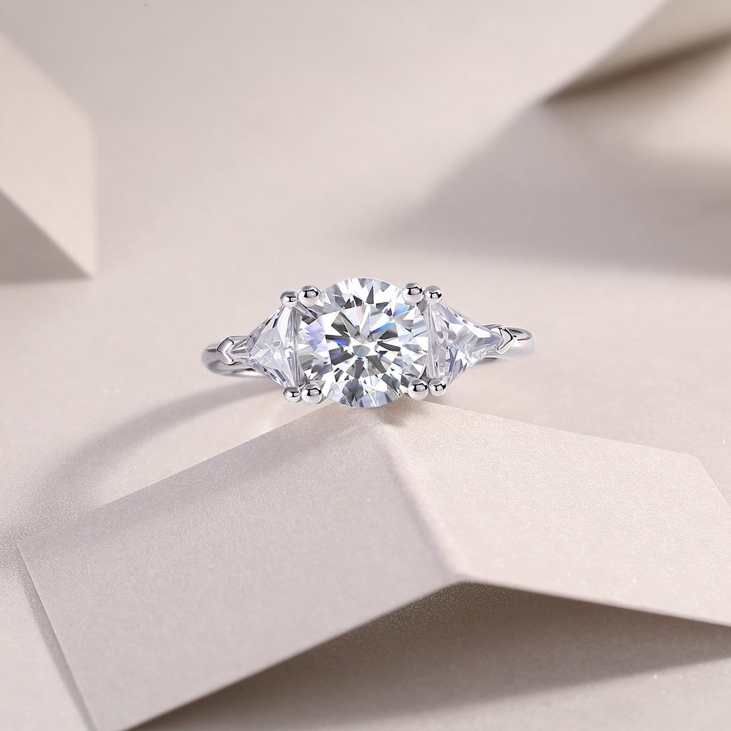 Sky Gradient Ring - Moissanite 2ct Silver