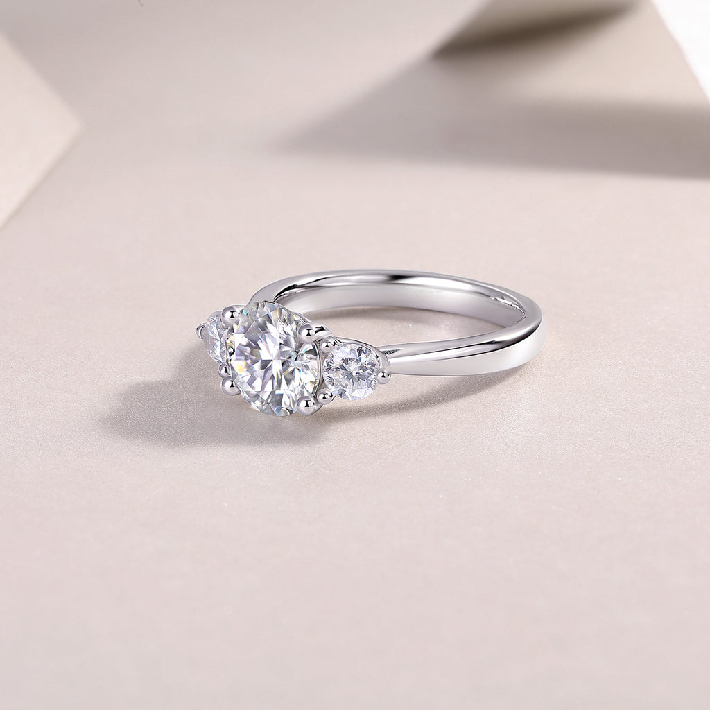 Castor Moissanite Twin Ring - 2 Carat