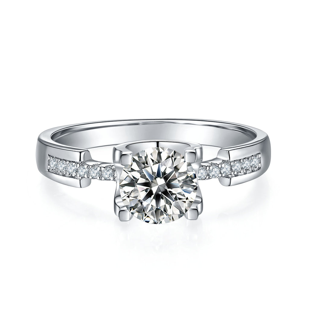 Shield of Light Moissanite Ring 1 Carat S925