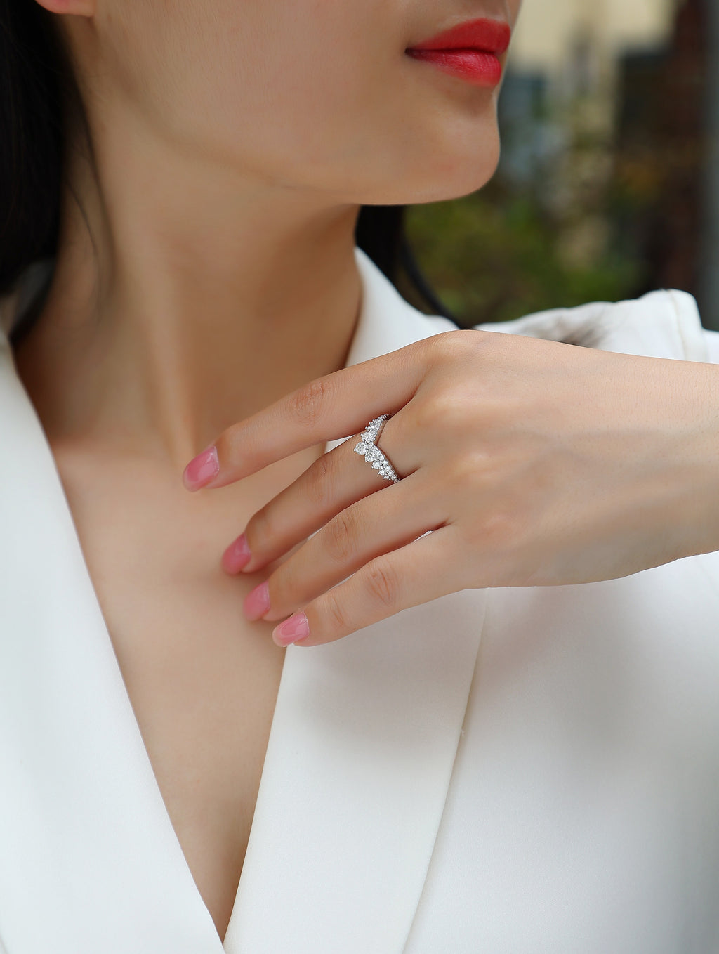 Queen's Grace Moissanite Ring - S925 Silver