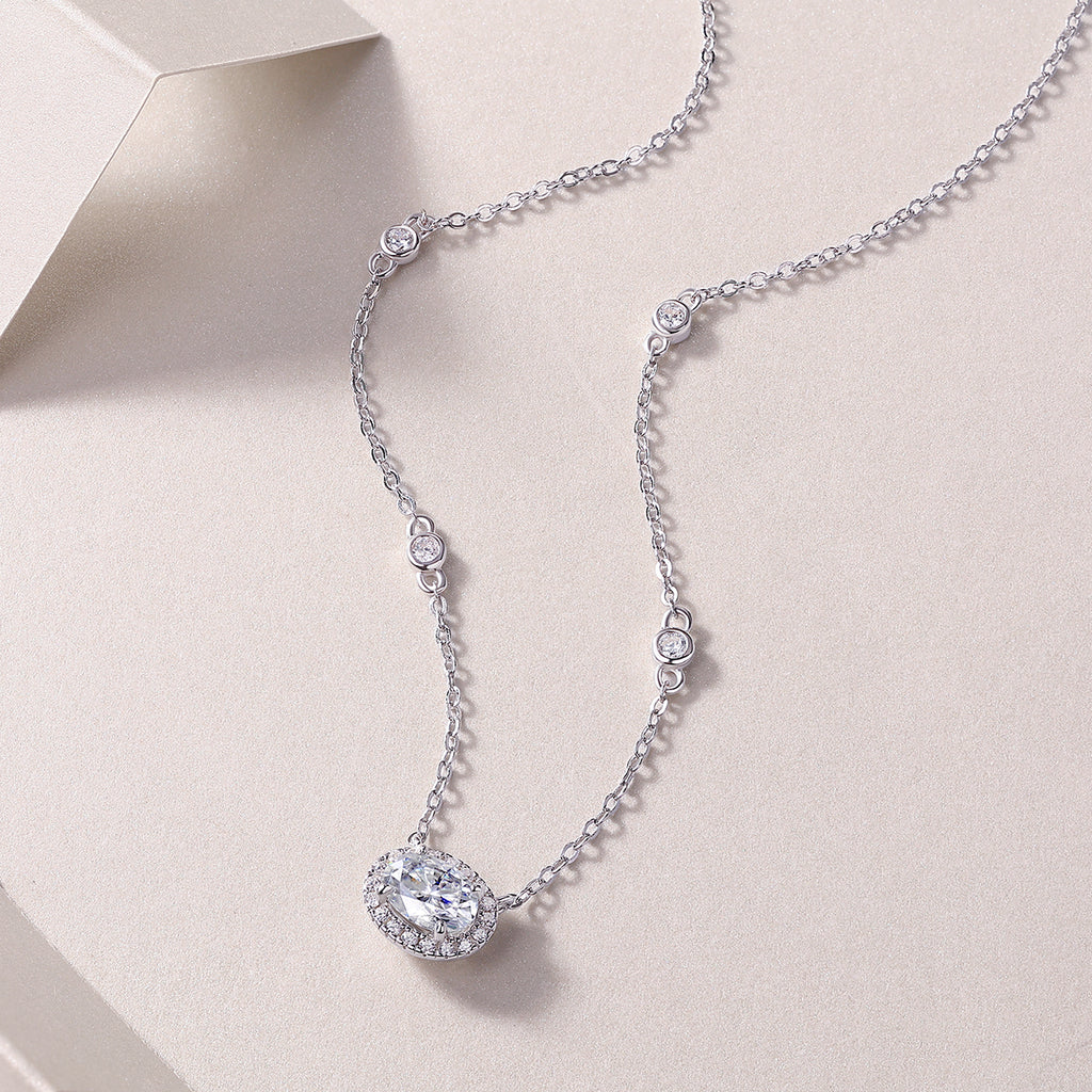 Universe's Eye Moissanite Necklace - 5x7 40cm