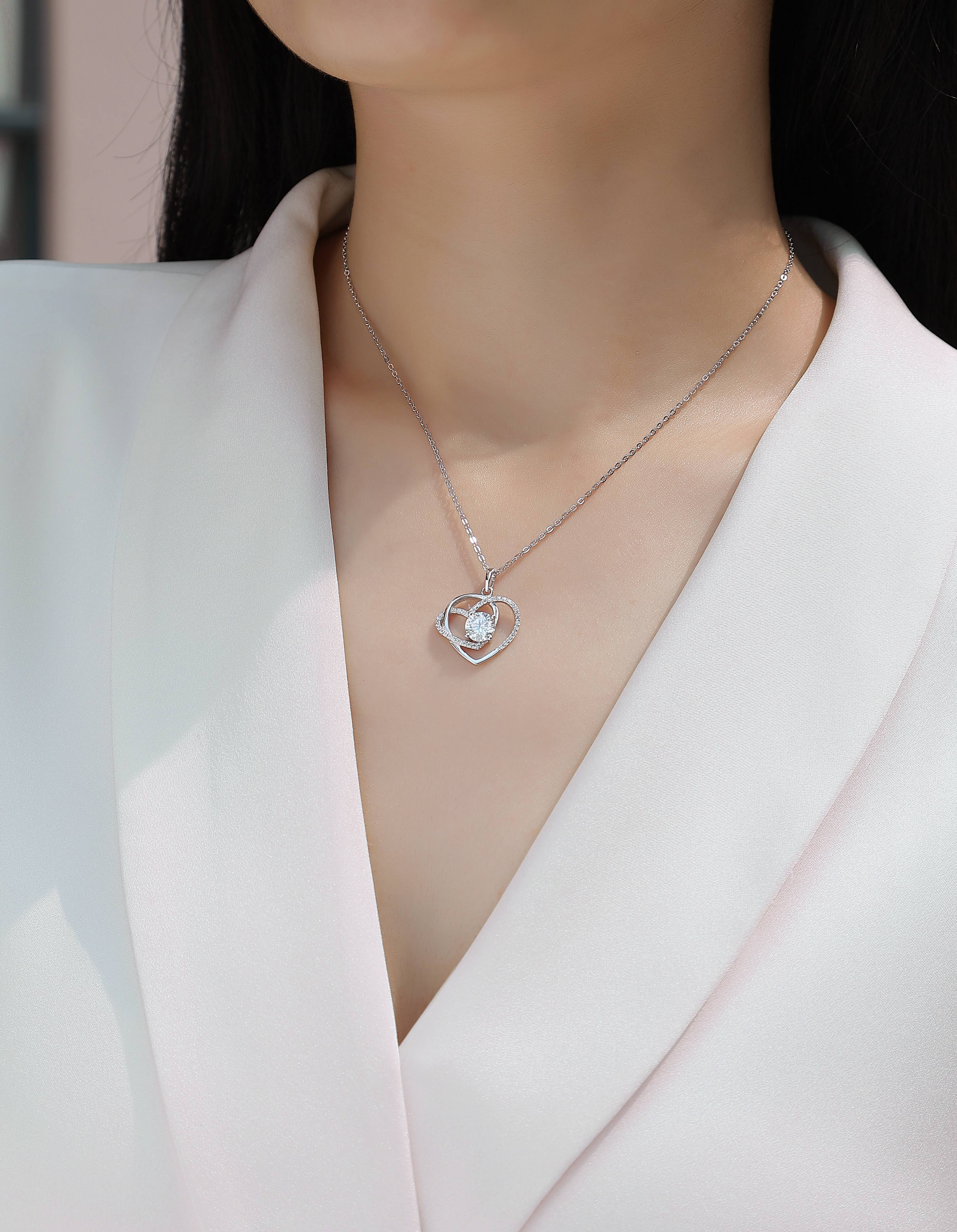 Lovely Hearts Moissanite Necklace - 1ct S925