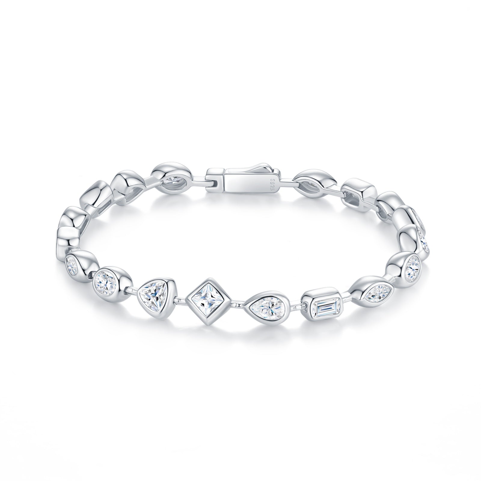 Linen Whisper Moissanite Bracelet