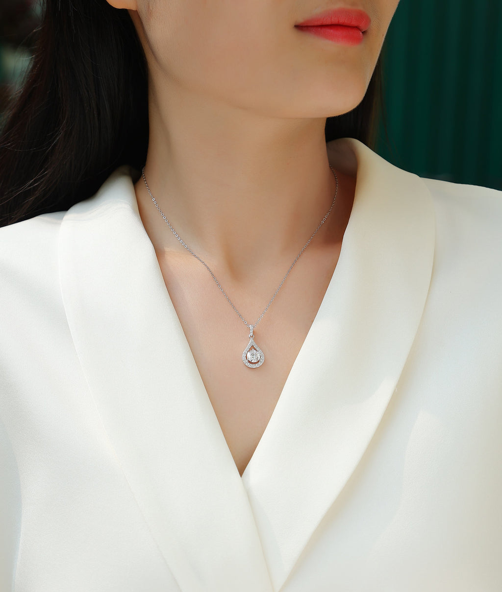 Moissanite Heart Necklace - 1 Carat Silver