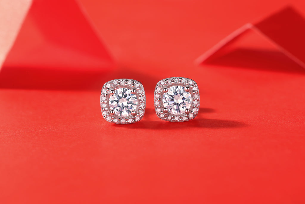 Nebula Drift Moissanite Stud Earrings 0.5ct