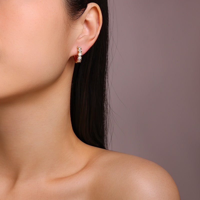 Meteor Song Moissanite Earrings Gold