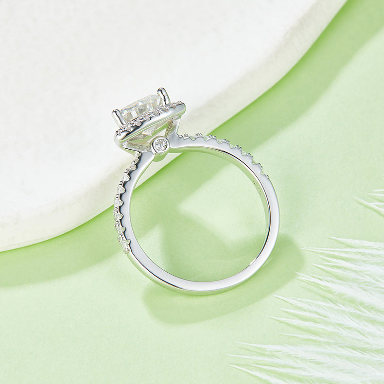 Solstice Peak Ring Moissanite Triangular S925 Silver