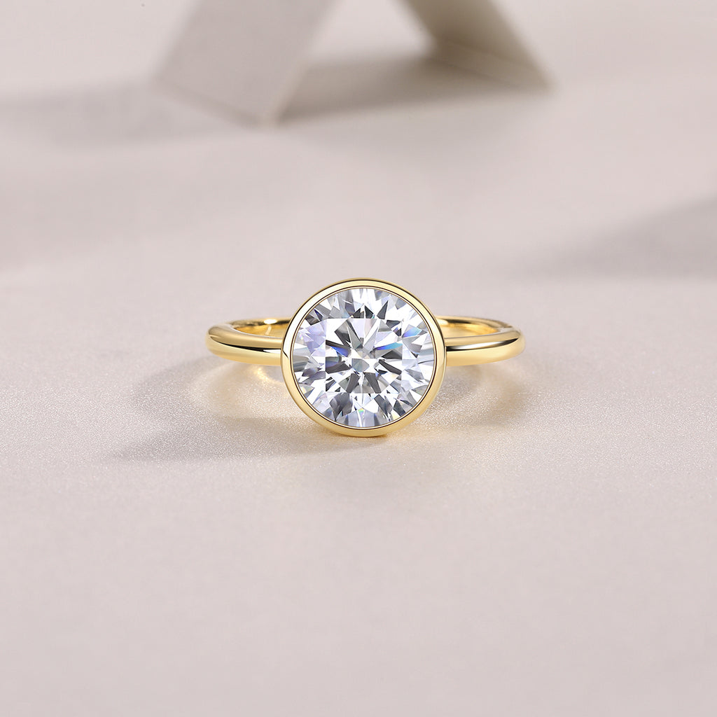 Moissanite Round Ring - Gold-Plated Silver
