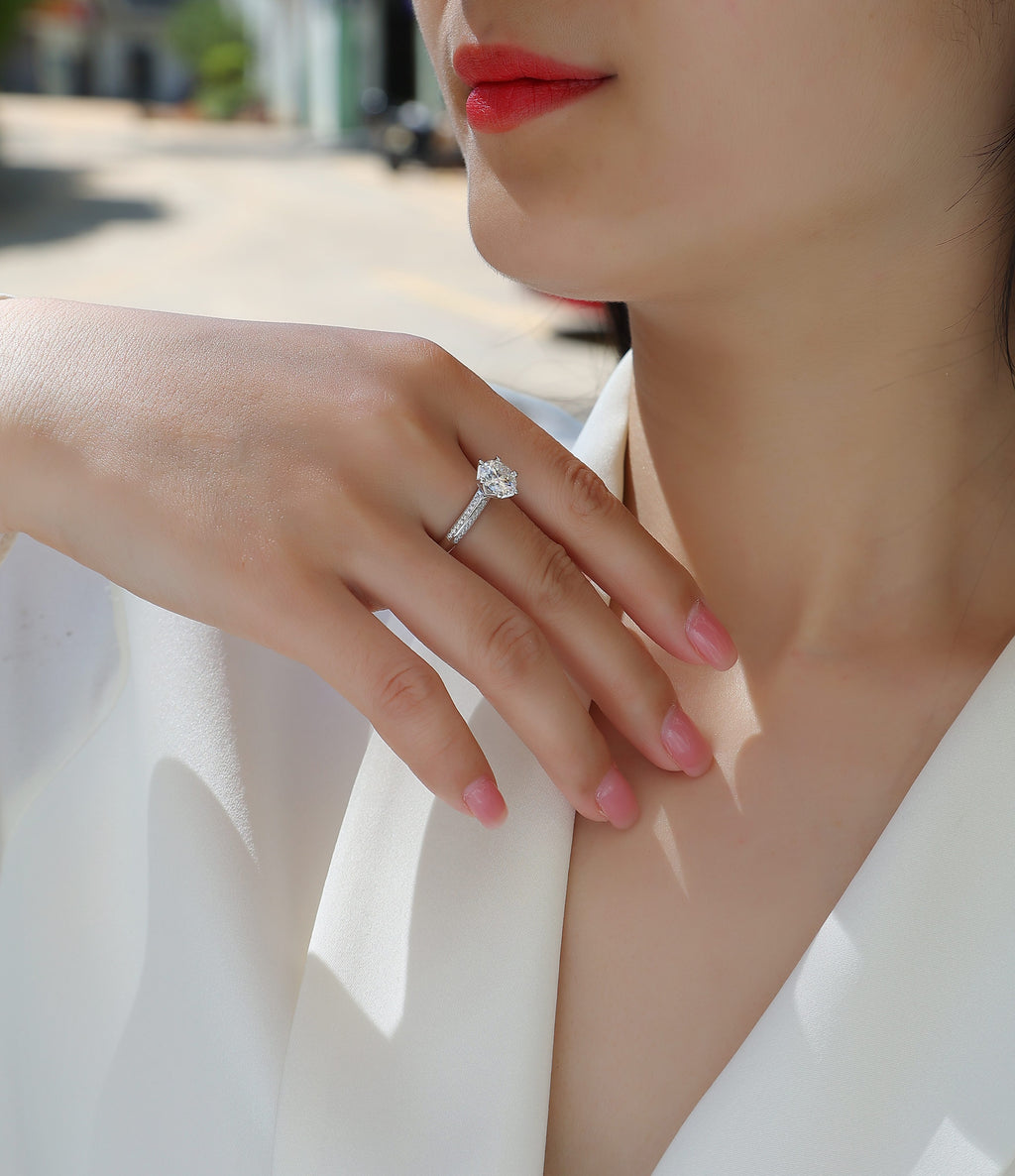 Moissanite Ring 2 Carat Silver Plated