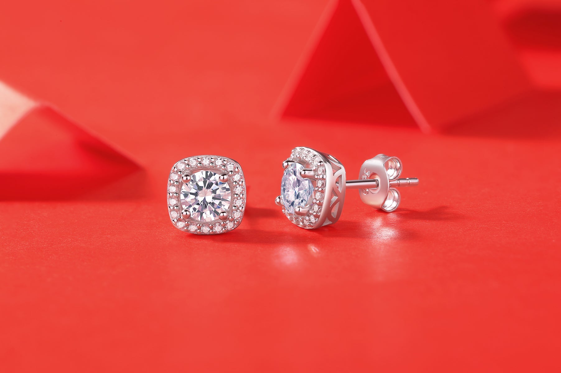 Nebula Drift Moissanite Stud Earrings 0.5ct