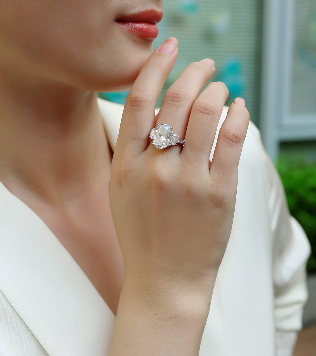 Orion Moissanite Spur Ring - Silver