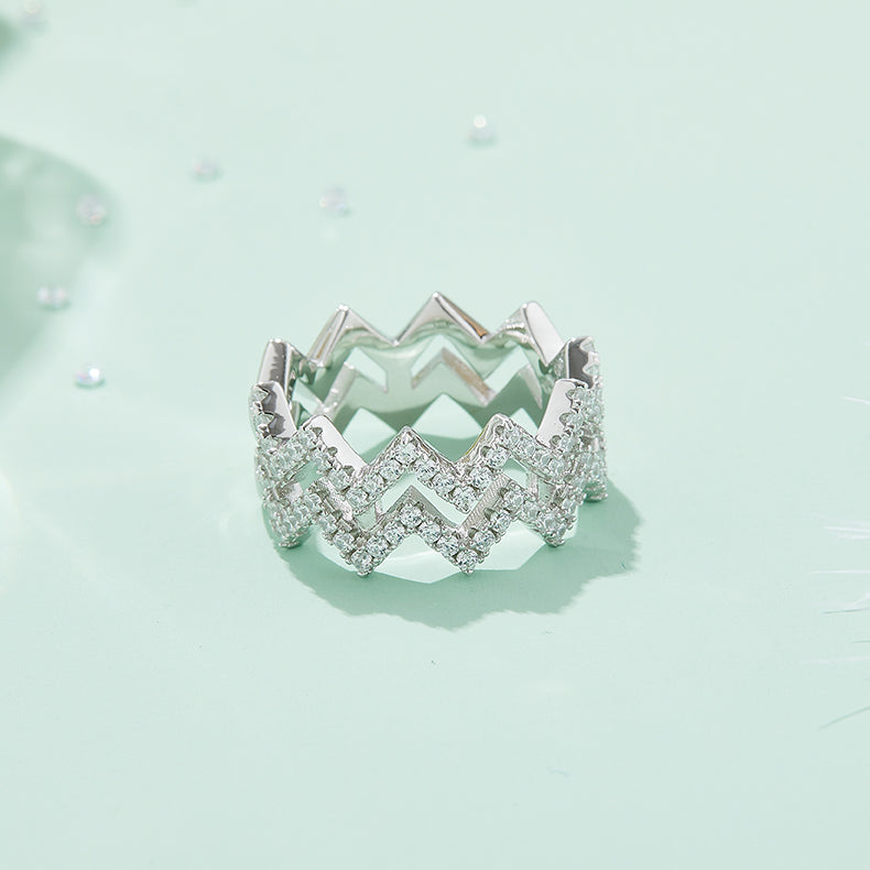 Axial Tilt Moissanite Ring S925 Silver