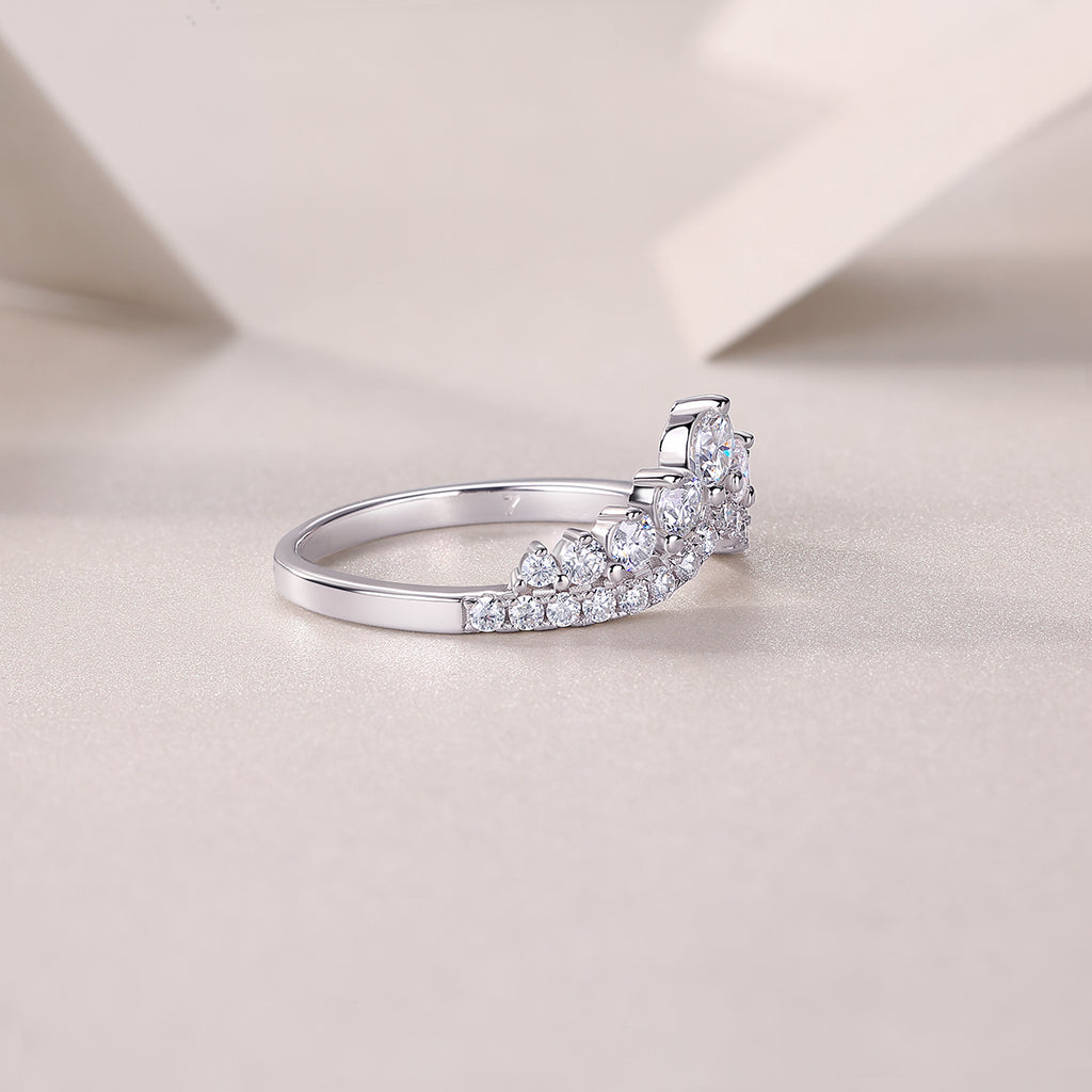 Queen's Grace Moissanite Ring - S925 Silver