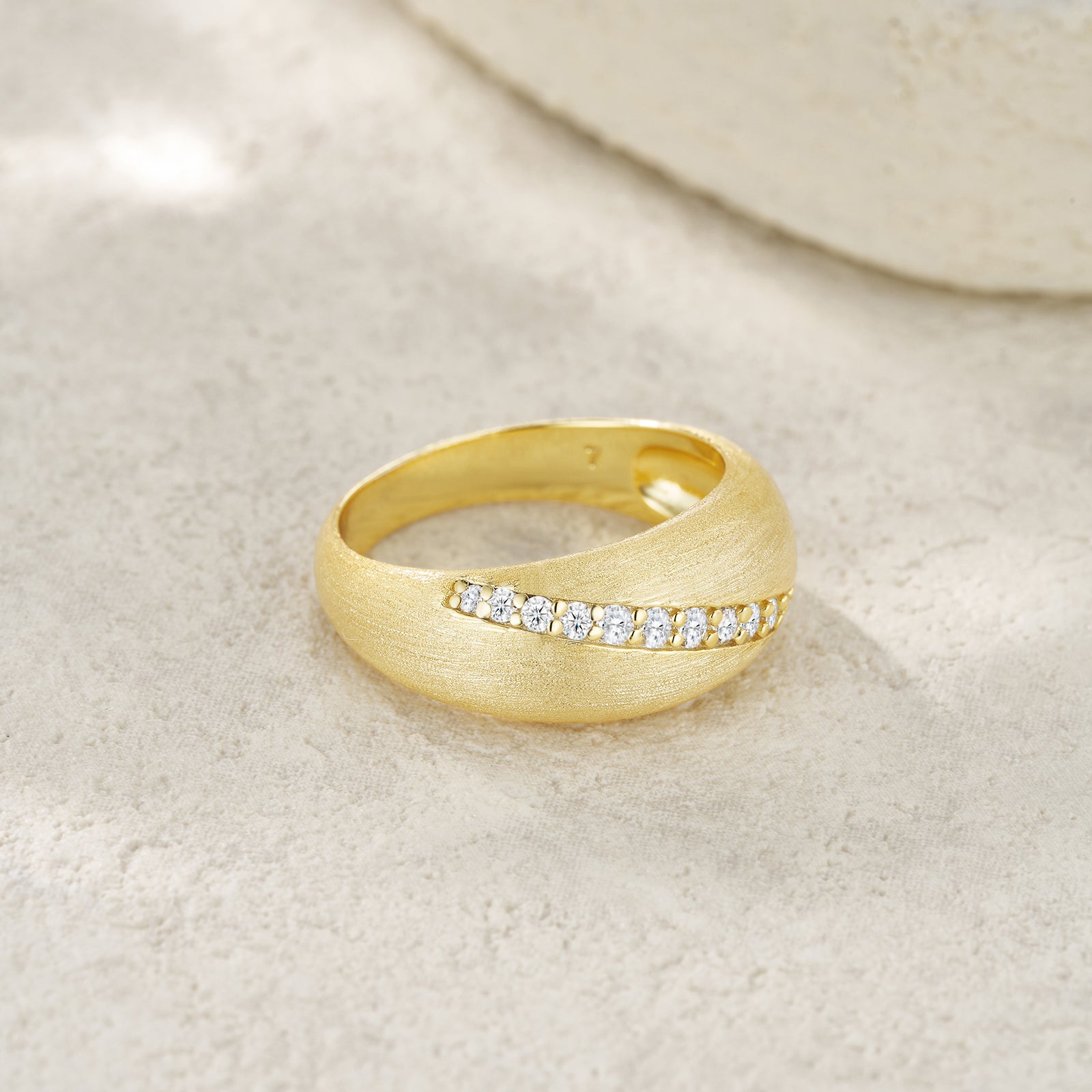 Solar Minimum Ring Moissanite Gold-Plated S925
