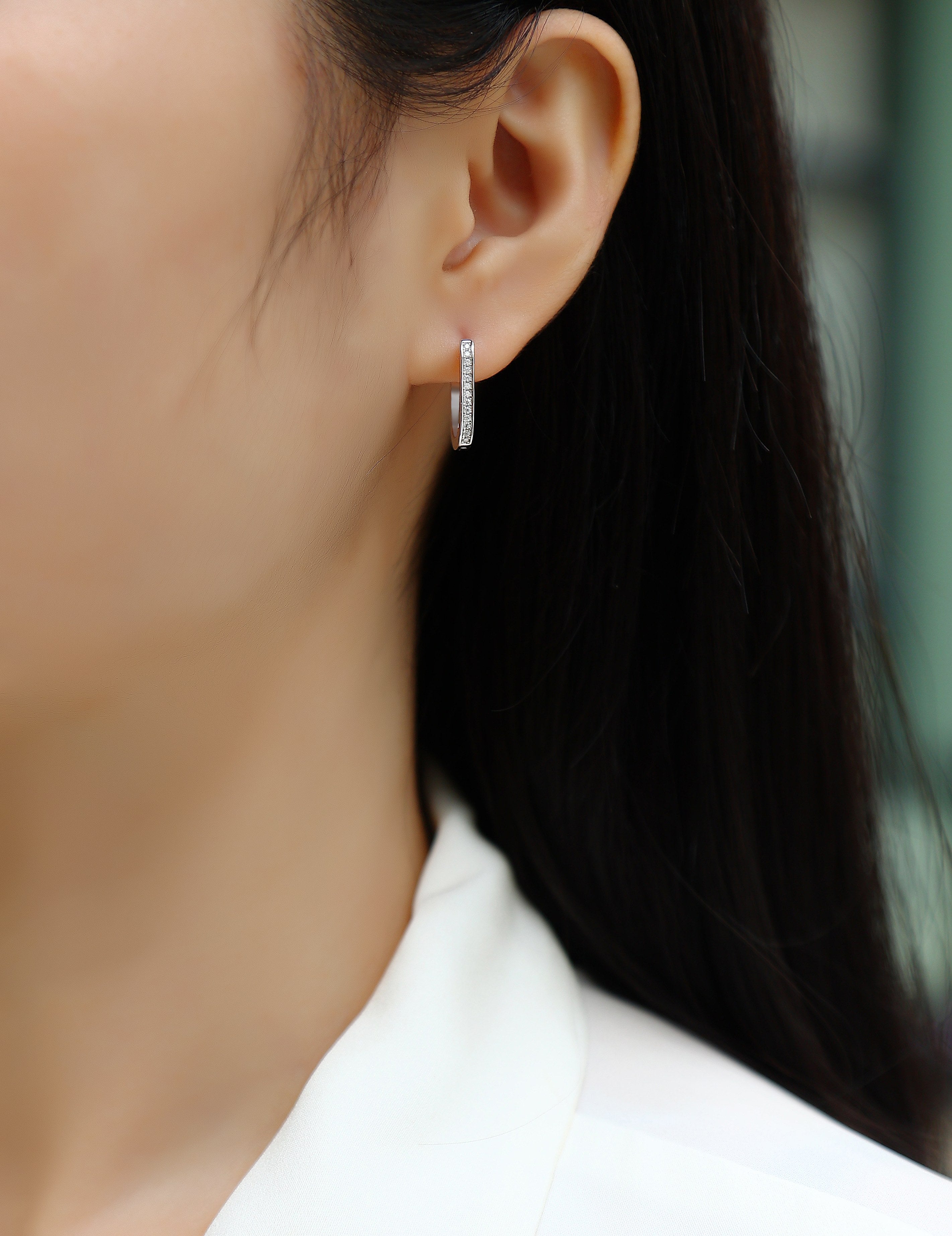 Ivory Gate Moissanite Stud Earrings S925 Silver