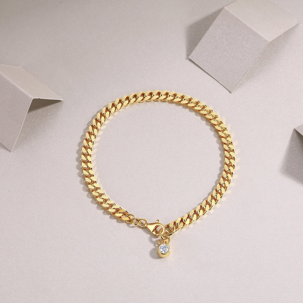 Sunlit Void Moissanite Bracelet Gold