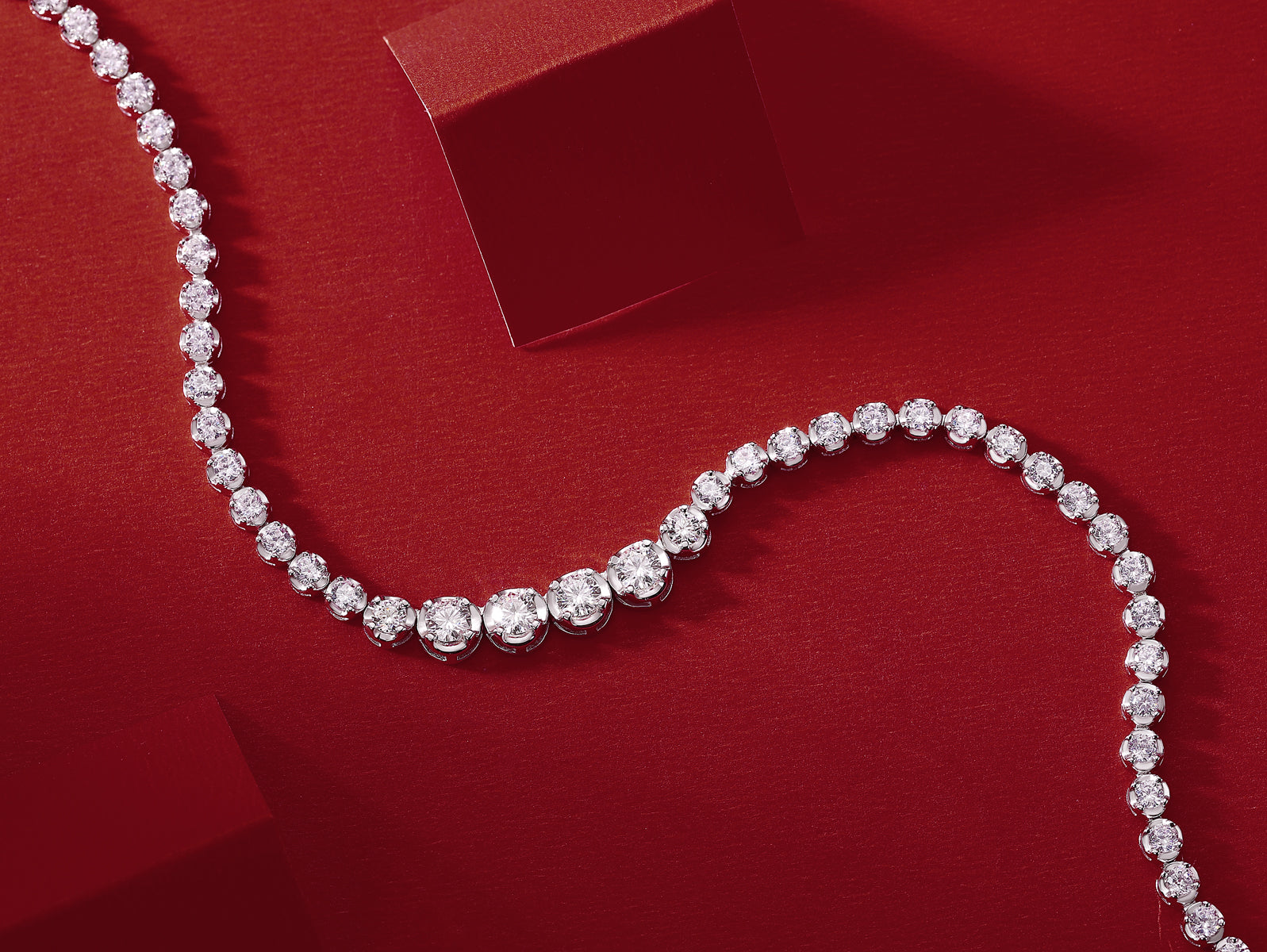 Spellbound Gaze Necklace - Moissanite S925 Silver