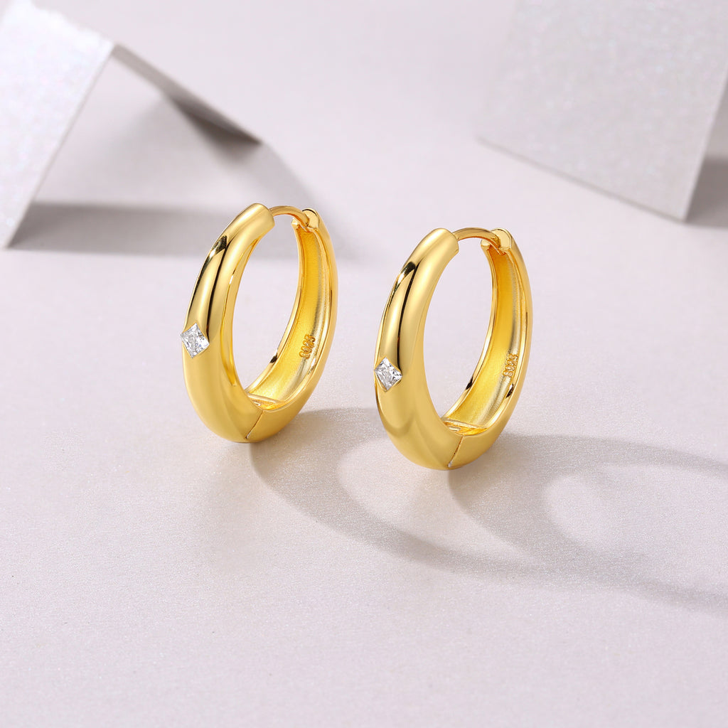 Pure Glimmer Cascade Moissanite Earrings Gold