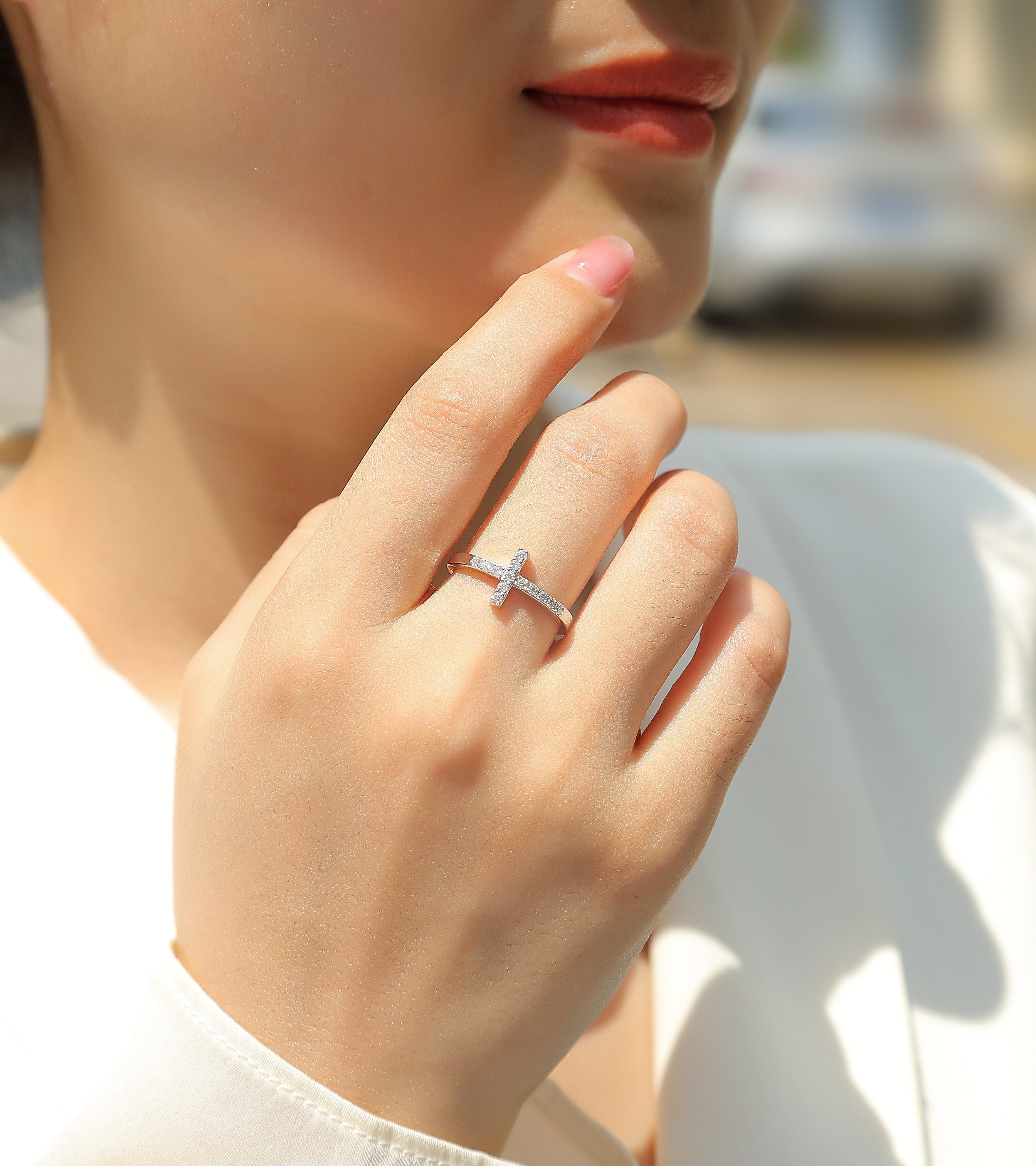 Holy Light Cross Ring Moissanite S925 Silver