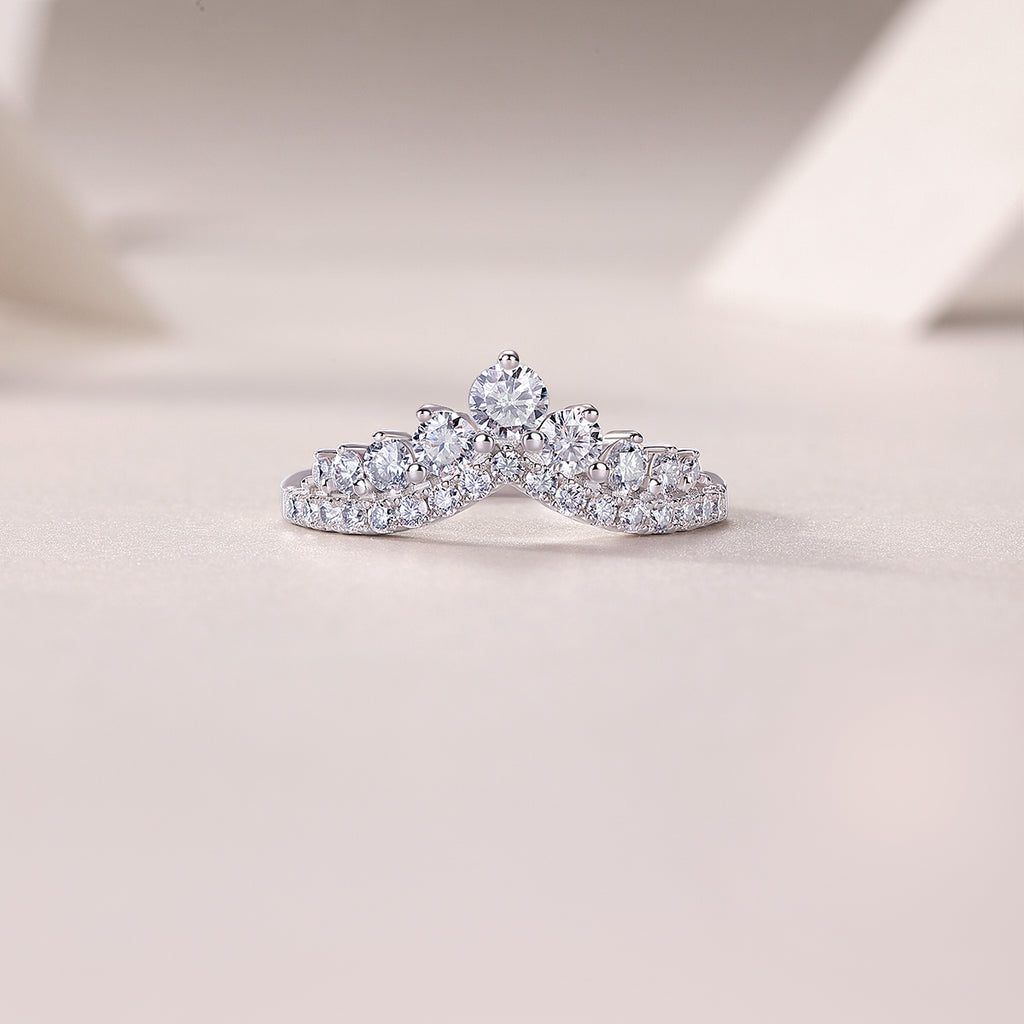 Queen's Grace Moissanite Ring - S925 Silver