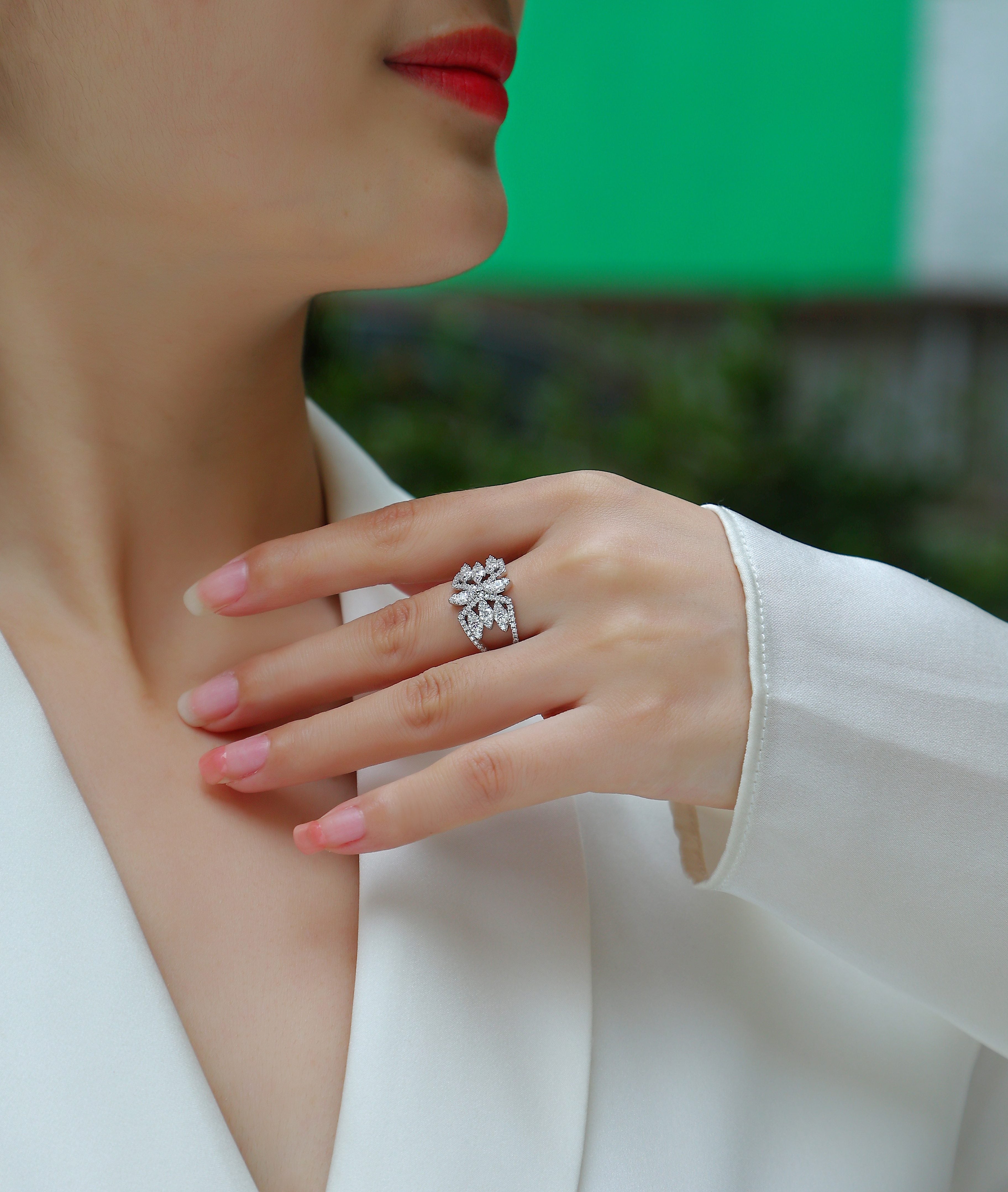 Silent Flower Moissanite Ring - S925 Silver