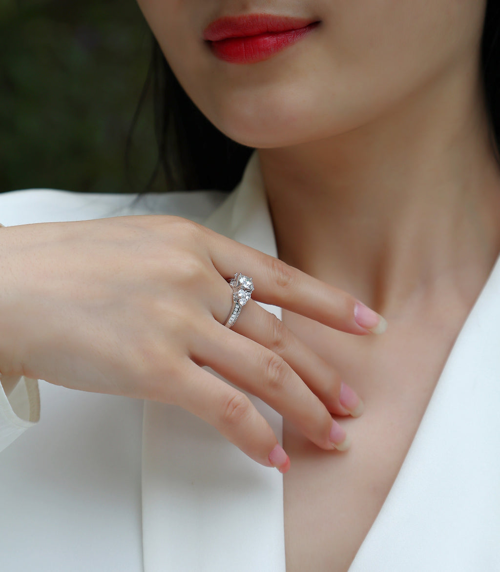 Coral Dream Moissanite Ring 1 Carat Silver