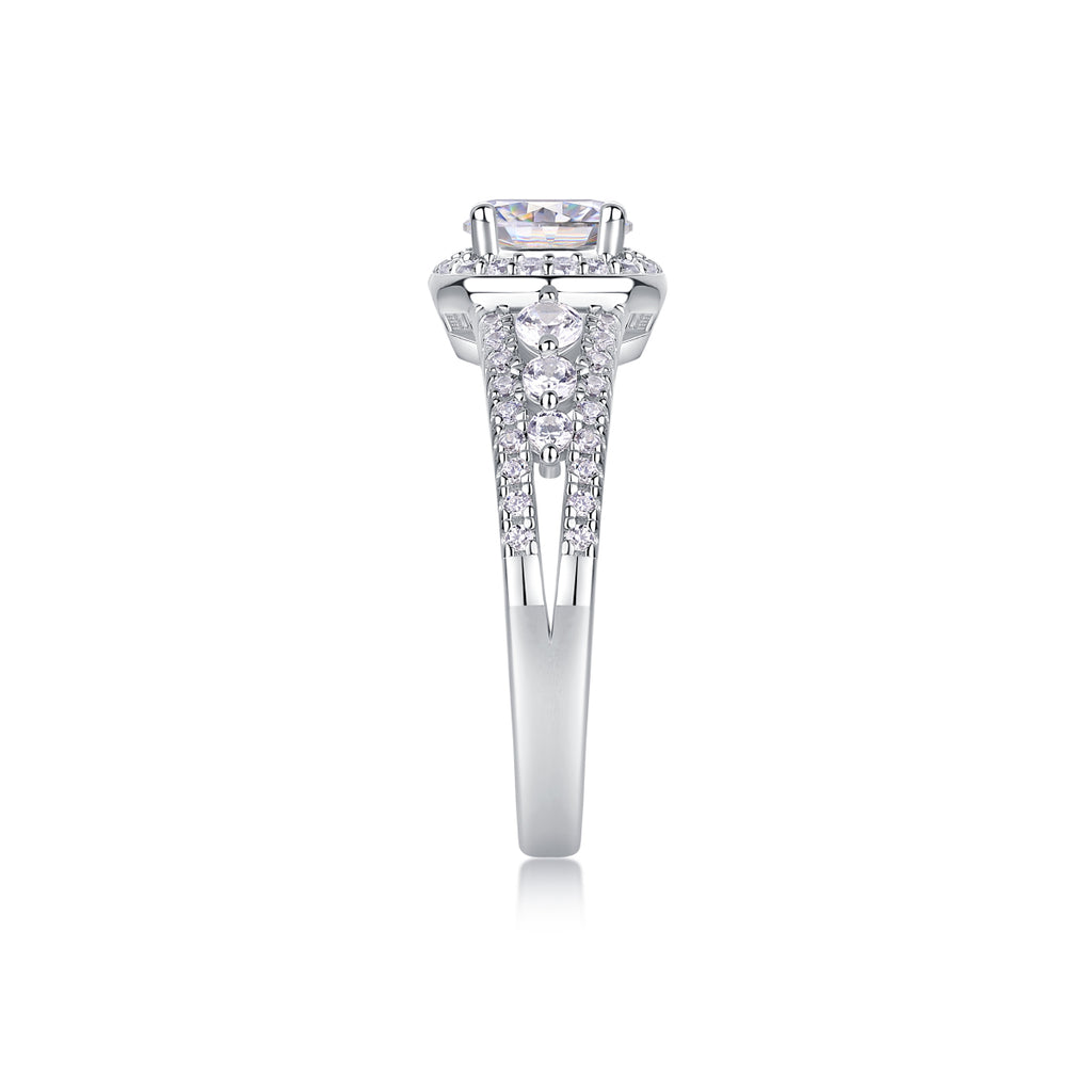 Moissanite Ring - 1 Carat S925 Silver Plated