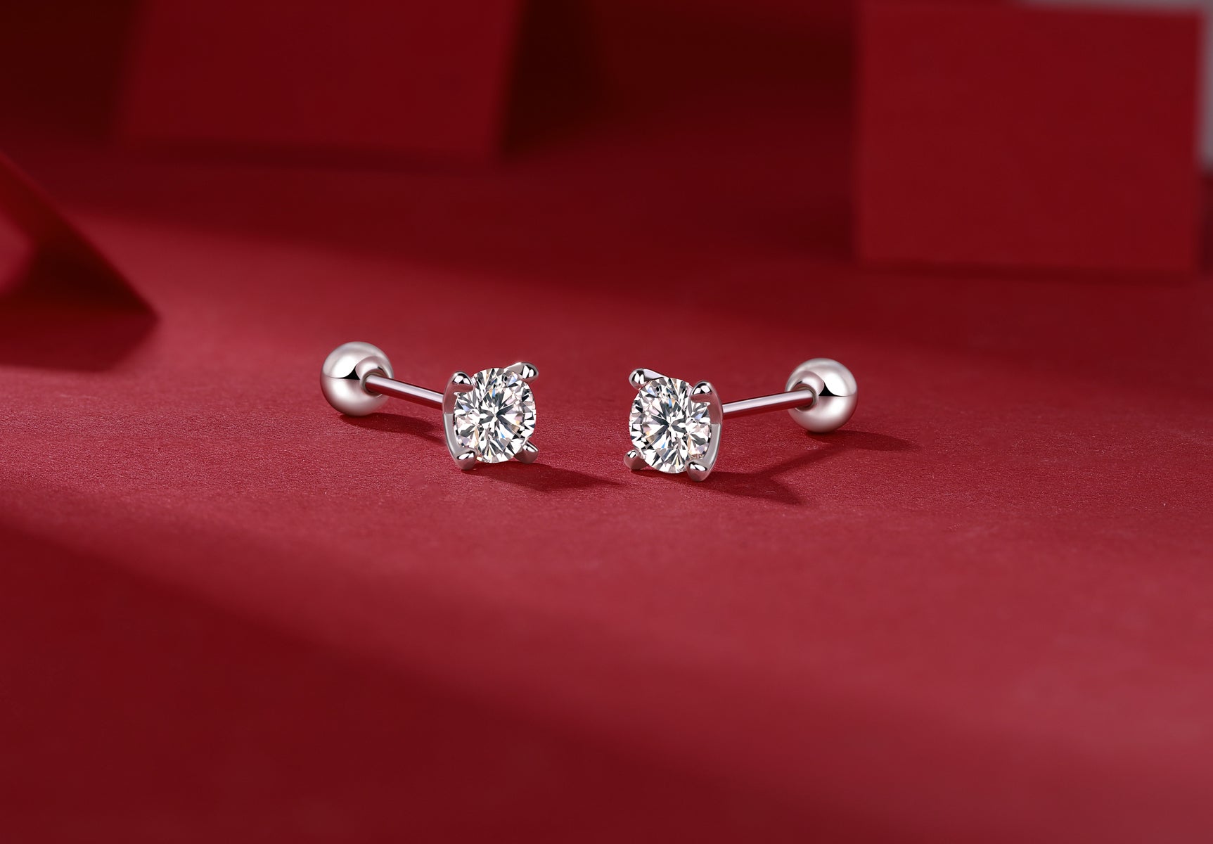 Moon Edge Moissanite Stud Earrings - S925 Silver