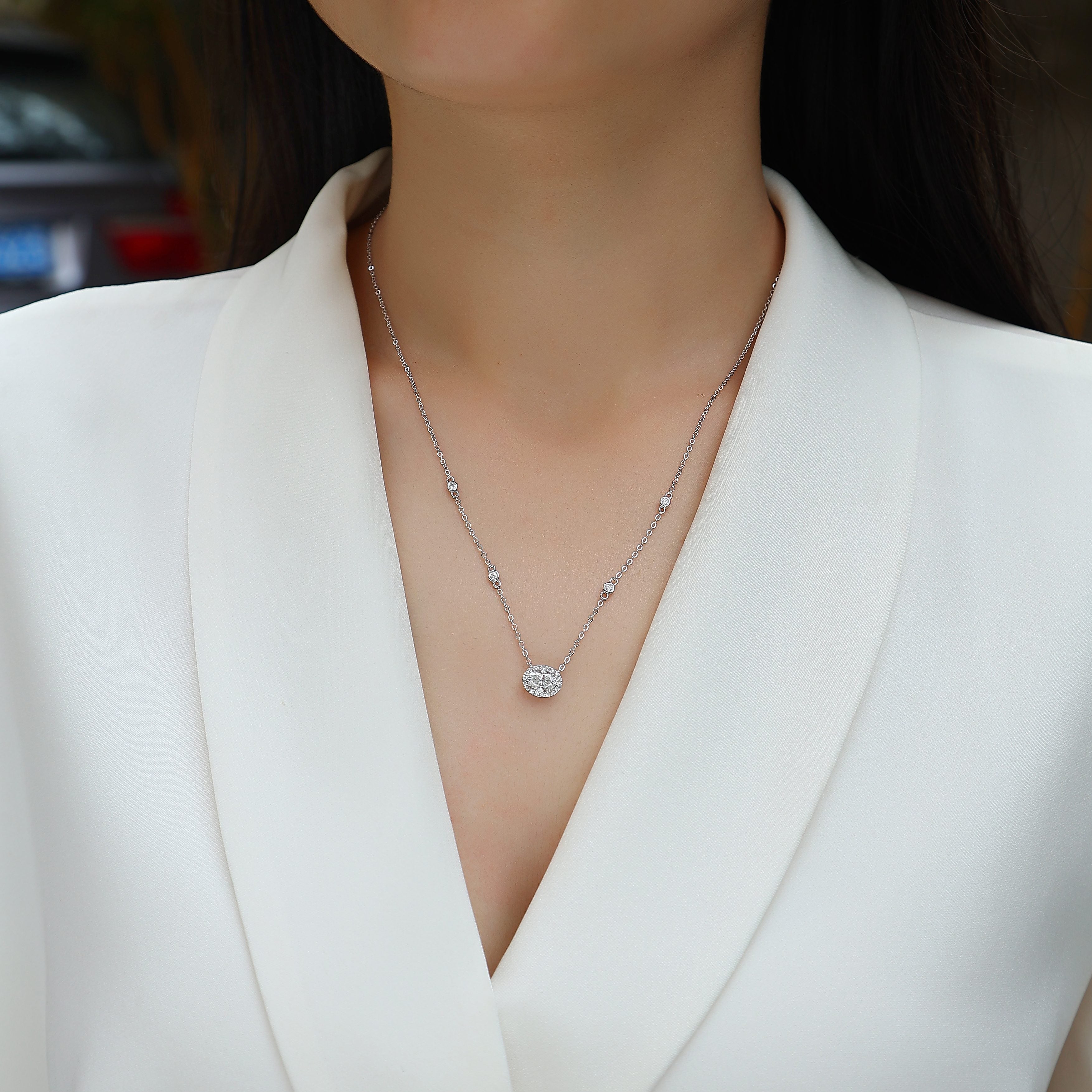 Universe's Eye Moissanite Necklace - 5x7 40cm
