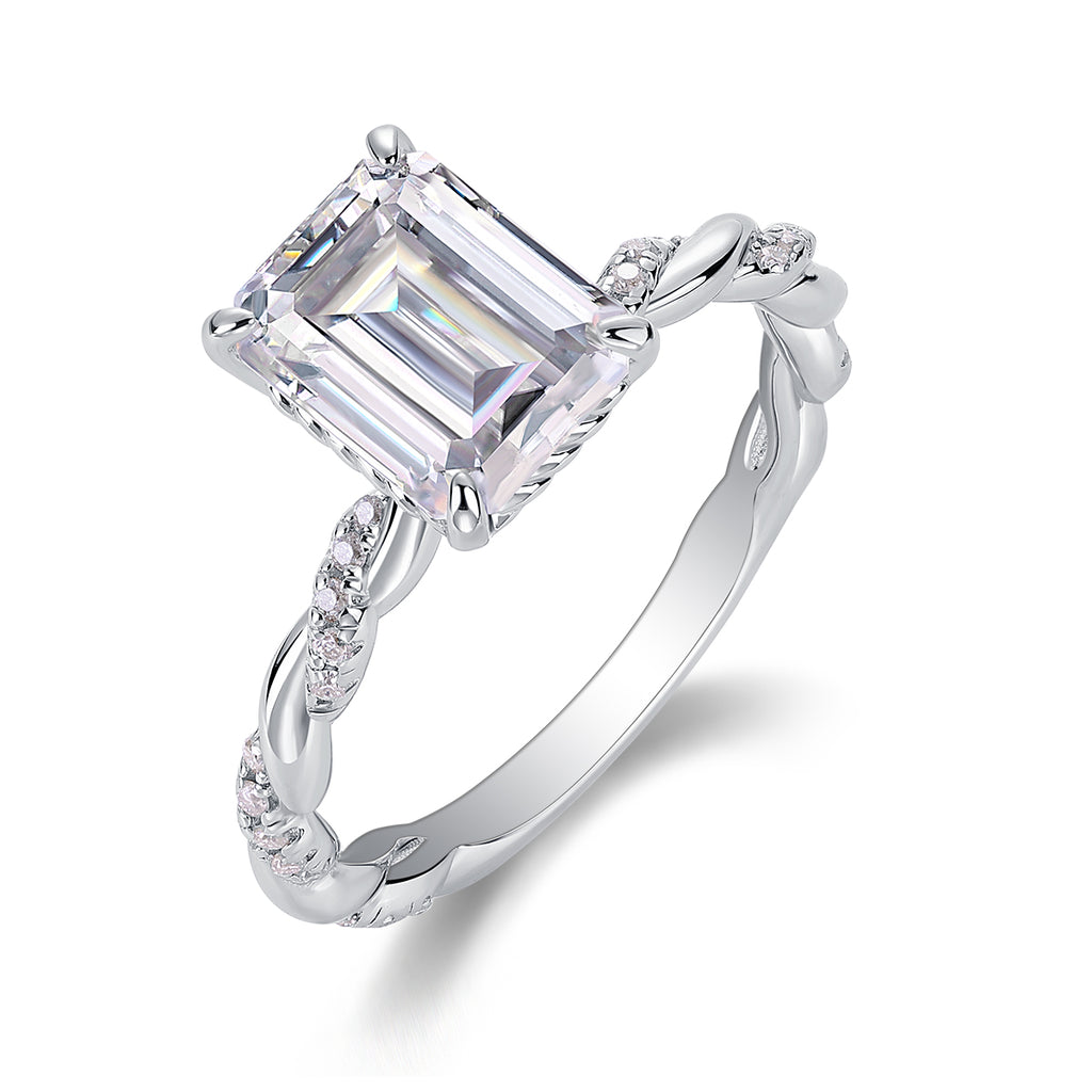 Chasing Light Moissanite Ring Silver