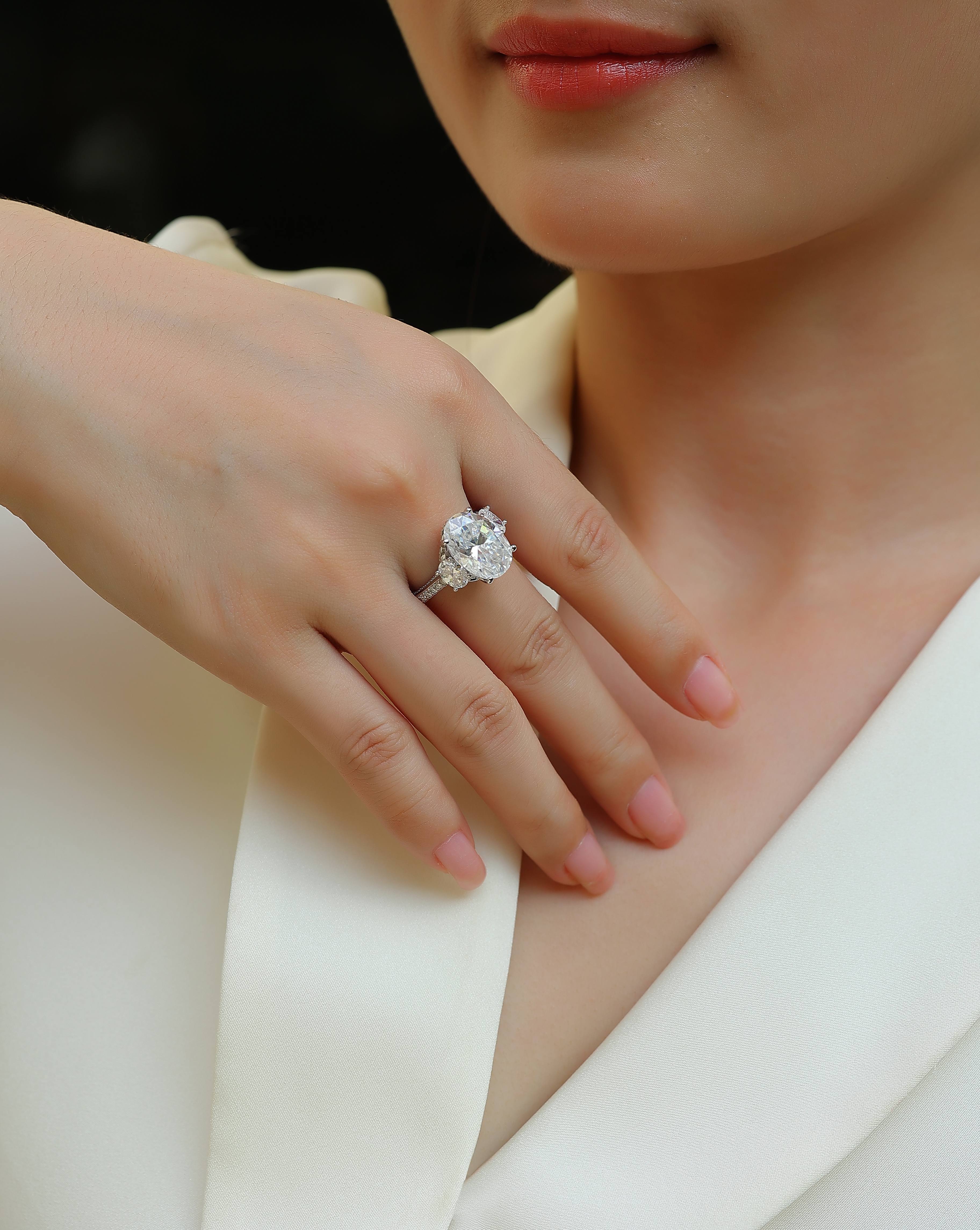 Orion Moissanite Spur Ring - Silver